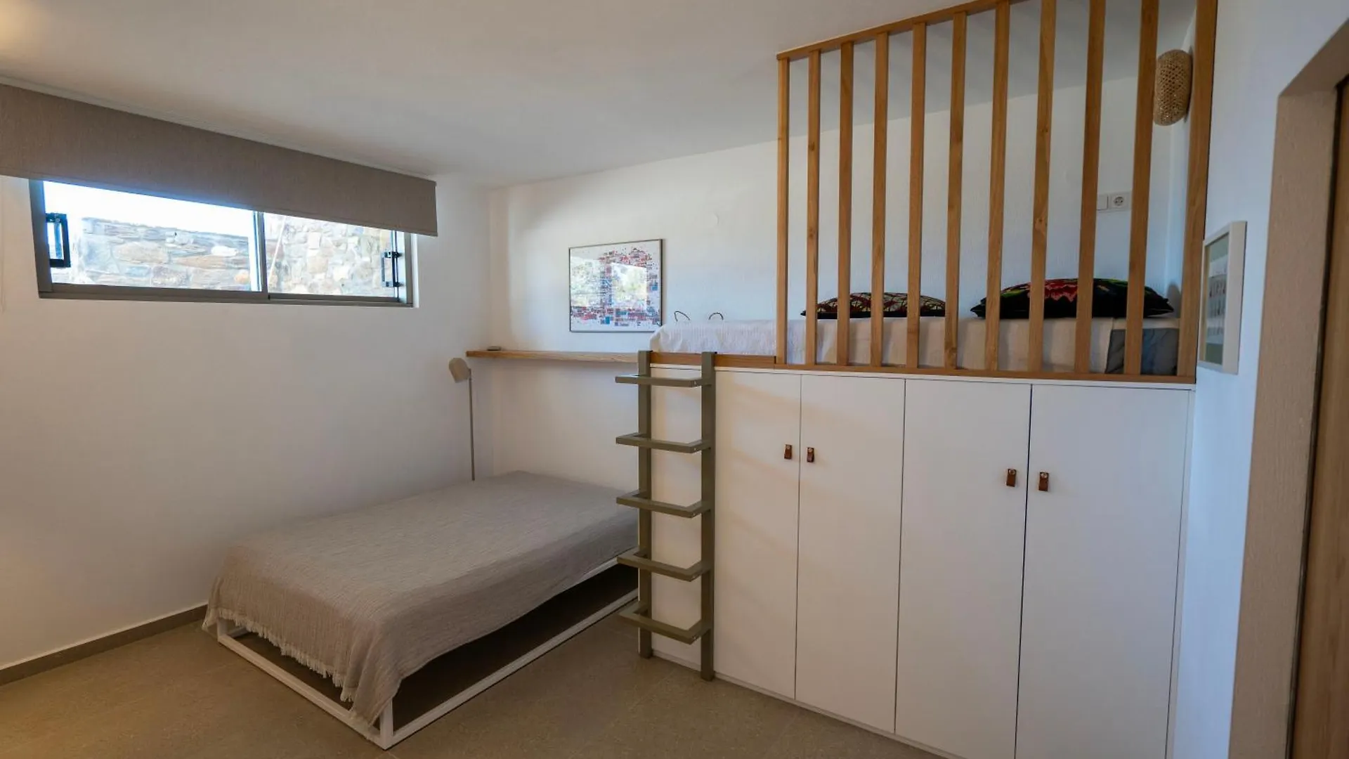 Livas Sun Beach House Pyrgadikia Villa